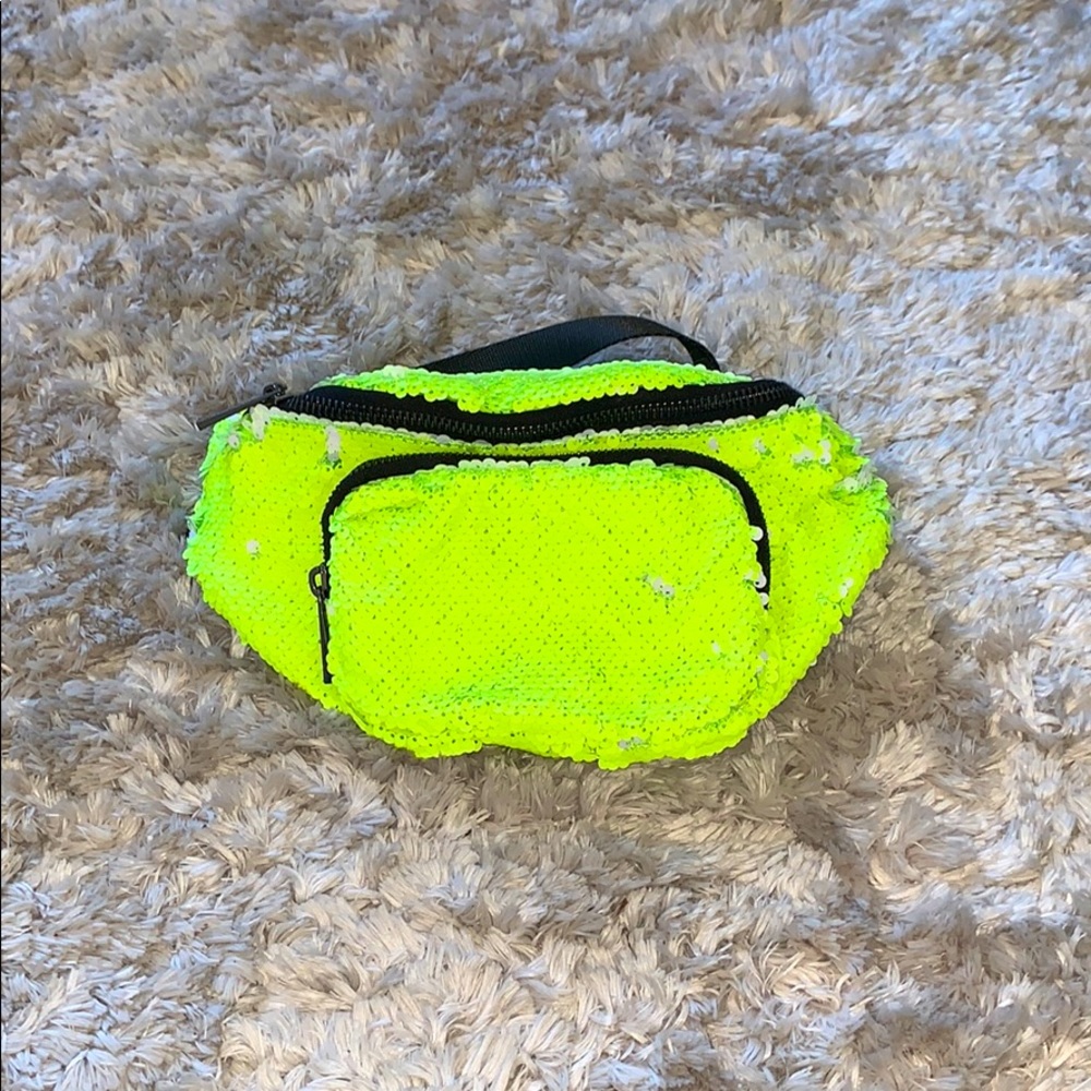 TOPSHOP Bumbag